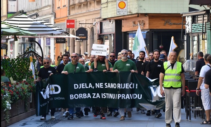 Sarajevo: U toku protest protiv Povorke ponosa