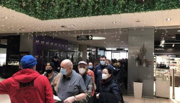 Sarajevo: Za dva dana vakcinisano 1.395 osoba