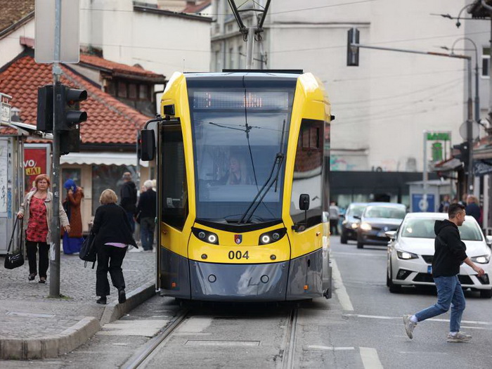 Sarajevo: Zbog vozila na šinama u zastoju bio tramvajski saobraćaj