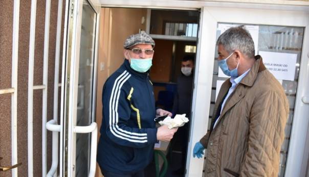 Sarajevska općina Centar: Svaki stanovnik će dobiti višekratnu masku i rukavice