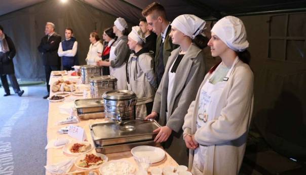 Sarajevski srednjoškolci predstavili 'Kuhinju pod opsadom'