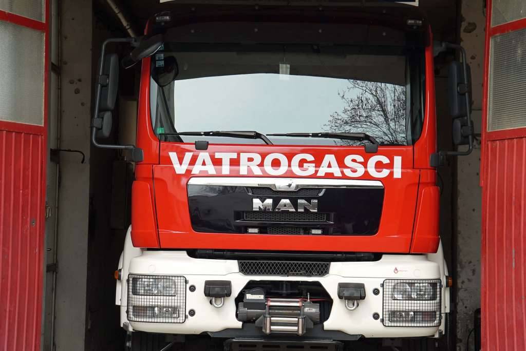 Sarajevski vatrogasci ugasili požar na Mejtašu