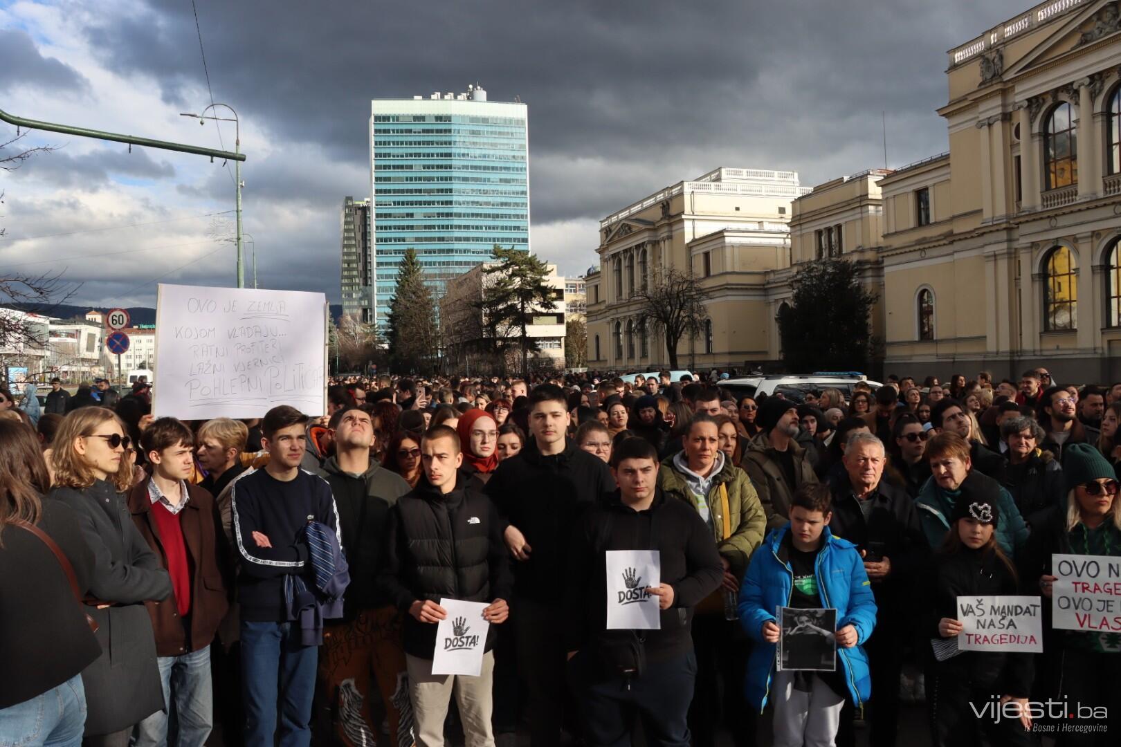 Sarajlije i danas protestuju nakon tramvajske nesreće: 