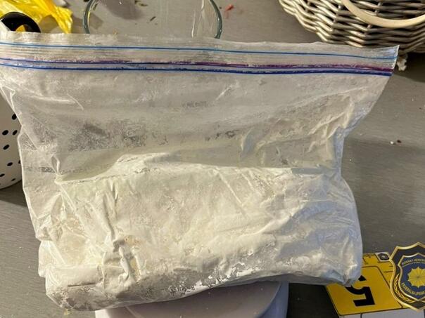 Sarajlila "pao" zbog amfetamina: Pretresen stan, pomoćni objekti...