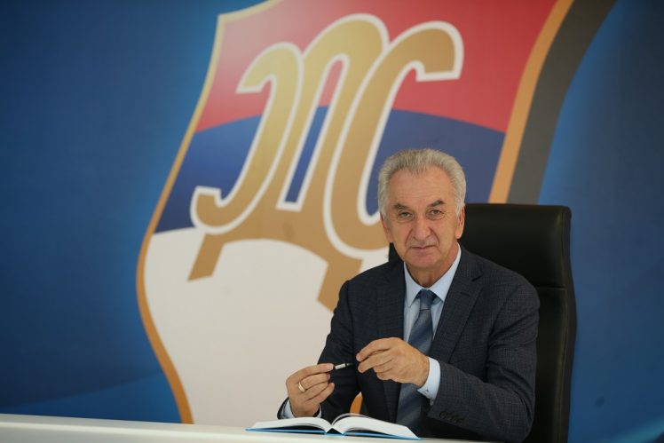 Šarović: Dodik se krije iza Republike Srpske i naroda