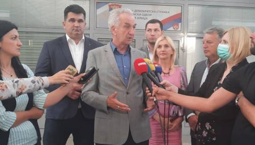 Šarović: Domaće vlasti vaskrsle visokog predstavnika