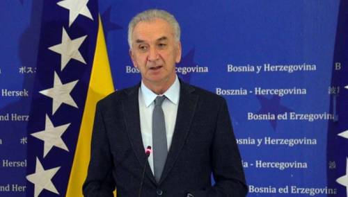 Šarović: Narod RS-a će Dodiku uvesti sankcije u oktobru