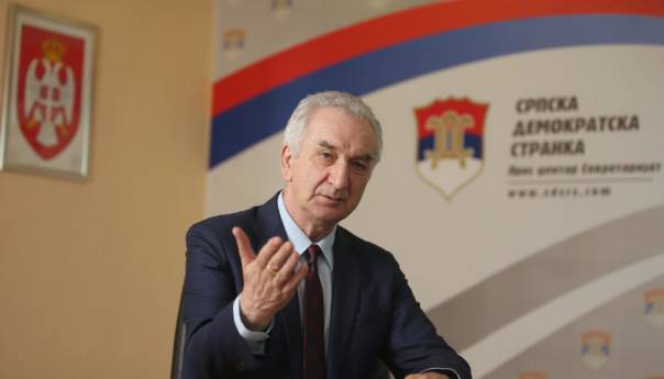 Šarović odgovorio Dodiku: Vodite ih sa sobom ako su pošteni kao vi