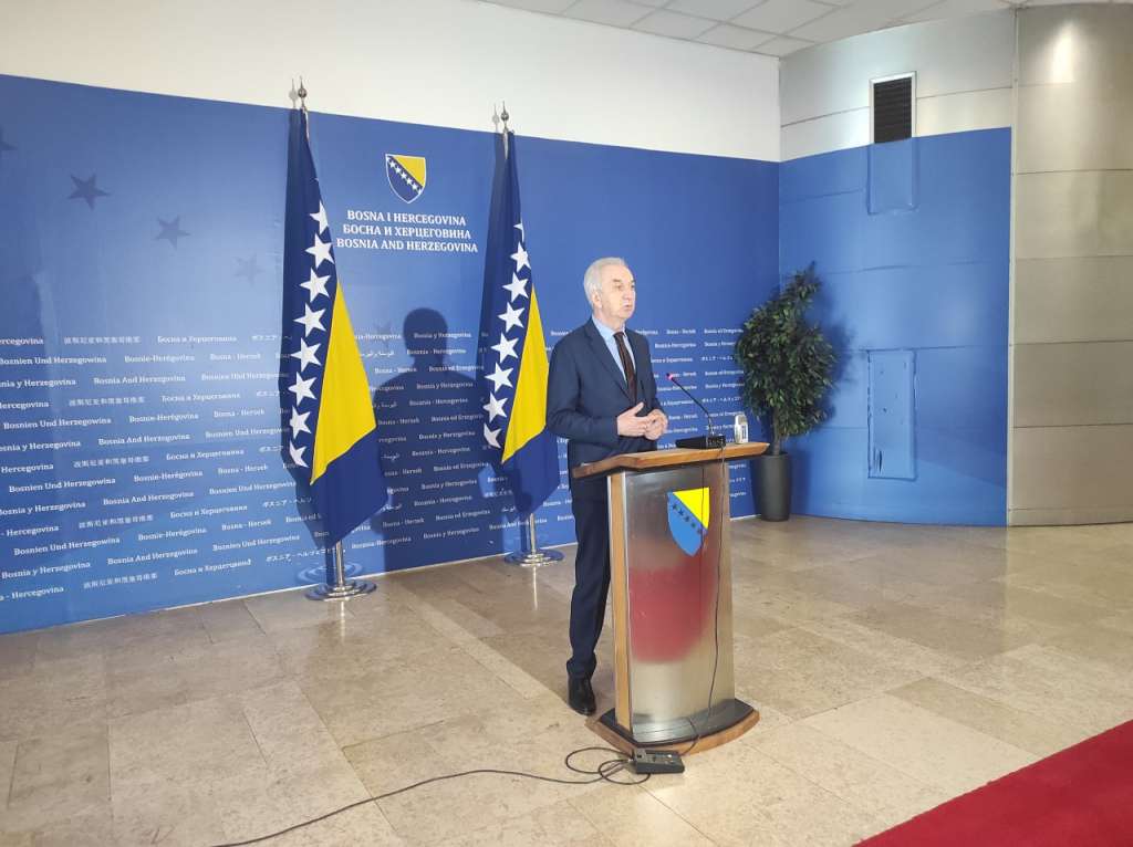 Šarović: Odgovornost za neodržavanje sjednice je na Kolegiju