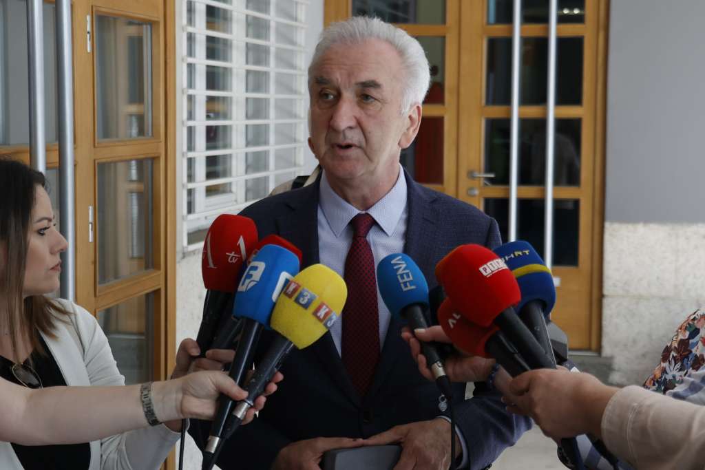 Šarović: Oni koji su neuspješni u vlasti treba da odu i da se da šansa drugima