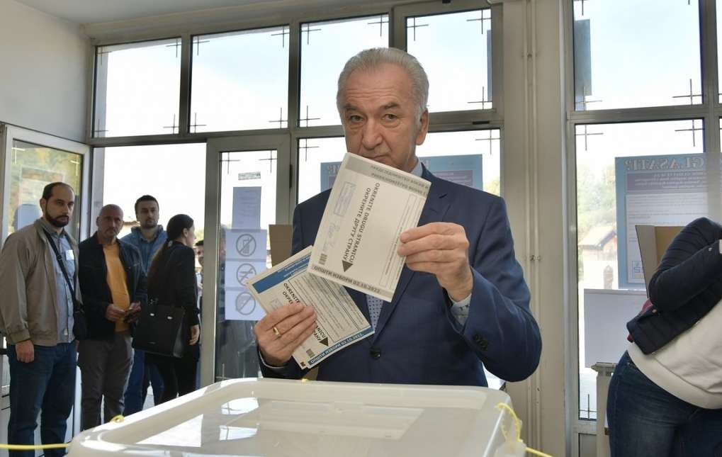 Šarović: Ovo je trenutak za buđenje svih, izađite i glasajte