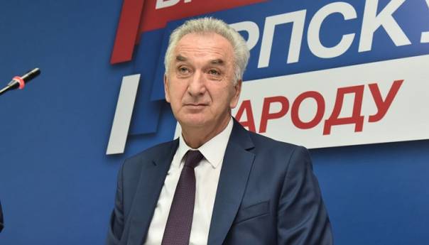 Šarović poručio Dodiku: Što prije odeš biće bolje