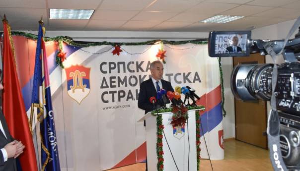 Šarović: RS-u prijeti potpuni ekonomski slom