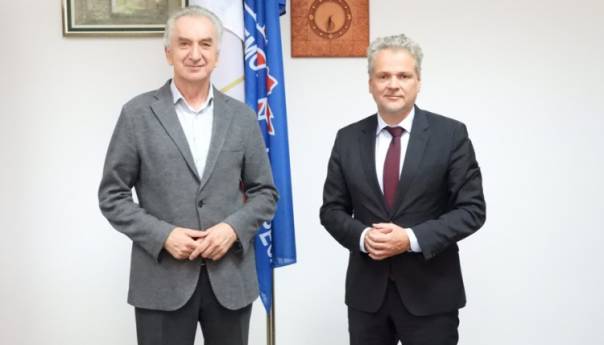 Šarović-Sattler: Prevazići višemjesečnu krizu u BiH
