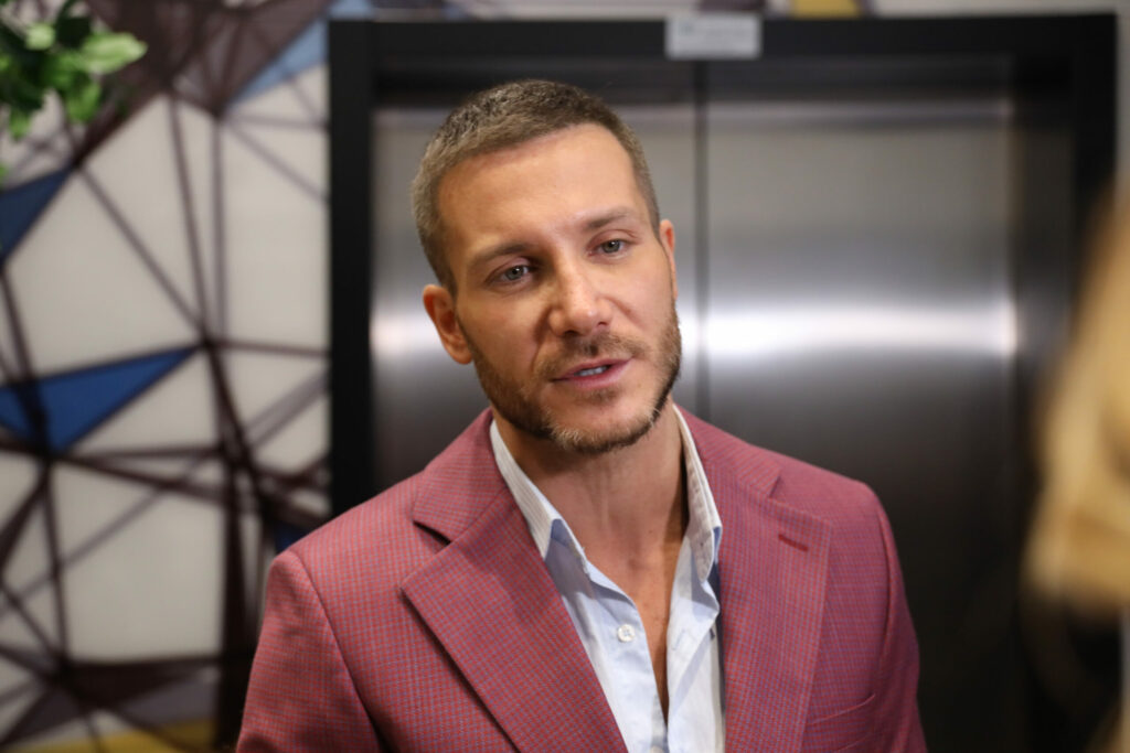 Saša Kovačević žali za otkazivanjem nastupa u selu u Hrvatskoj