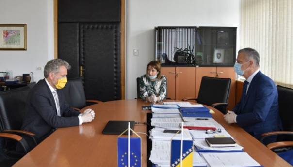 Sastanak ministra Radončića i ambasadora EU Johana Satlera