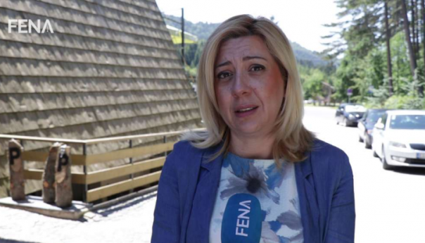 Sastanak ministrice Đapo i ministra ekonomskog razvoja i turizma Crne Gore Đurovića