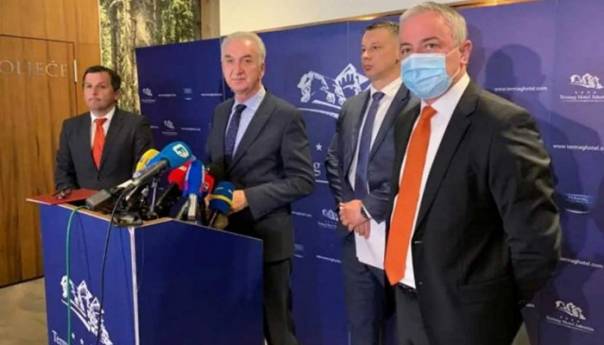 Sastanak opozicije u ponedjeljak zbog Dodikovih izjava