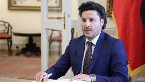 Sastanak parlamentarne većine o formiranju nove vlade Crne Gore