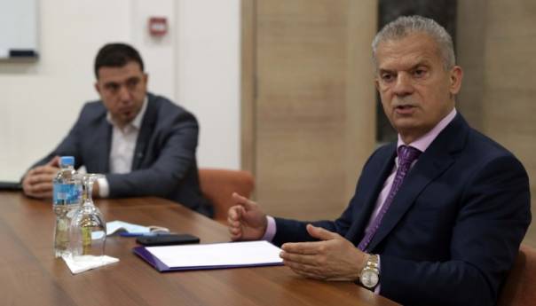 Sastanak Radončića i predstavnika Bošnjaka iz RS o pomoći povratnicima