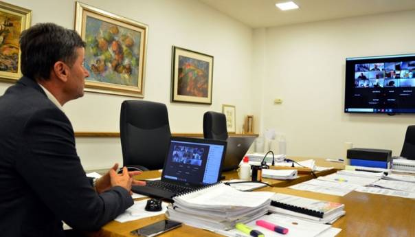 Sastanak s Novalićem: Premijeri kantona protiv 'lockdowna', za usklađivanje mjera