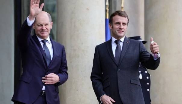 Sastanak Scholza i Macrona pokušava smiriti tenzije