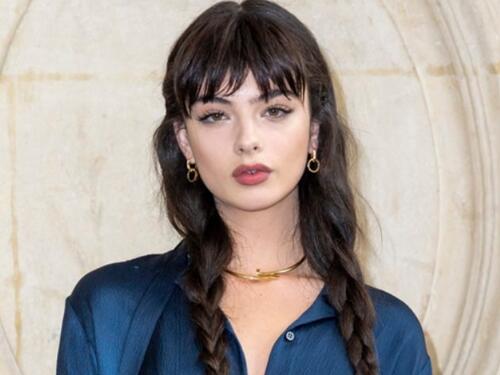 Satenska haljina i jednostavan make-up: Kćerka Monice Belluci očarala u Parizu