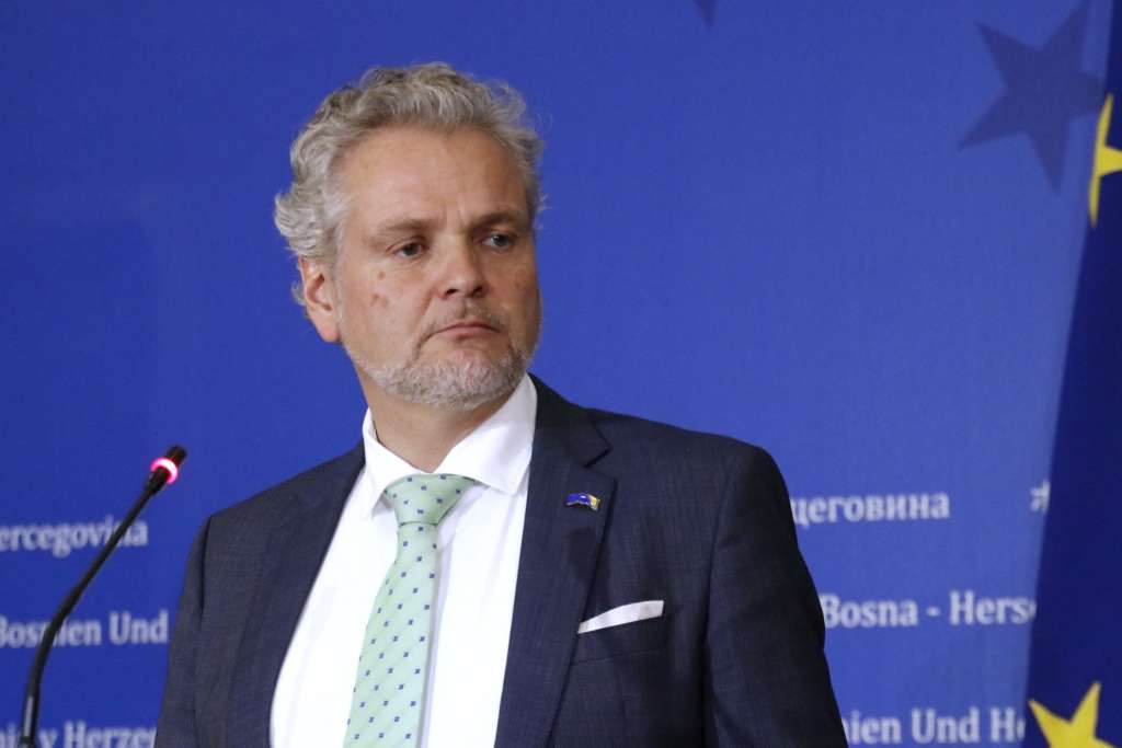 Sattler i ambasadori zemalja članica EU u posjeti Tešnju, Tesliću i Žepču