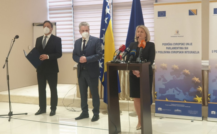 Sattler: Iskoristiti pojačan fokus koji BiH uživa od EU i SAD