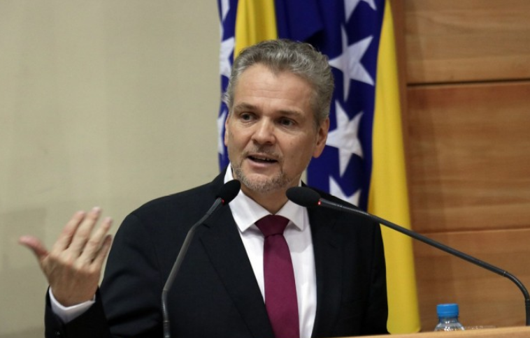 Sattler: Neće biti još četiri godine blokada i tehničkog mandata