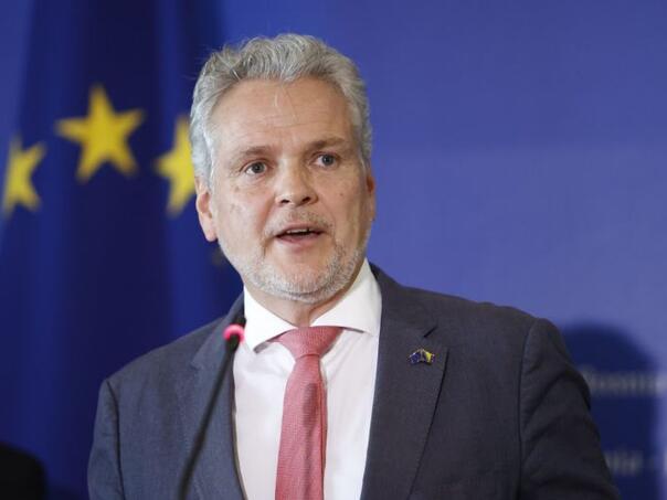 Sattler o opasnosti od Rusije: Moramo biti oprezni i ovdje u BiH