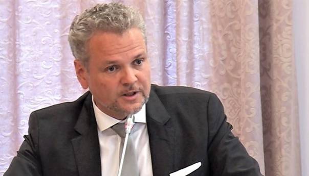 Sattler: Odluke Ustavnog suda obavezujuće i konačne