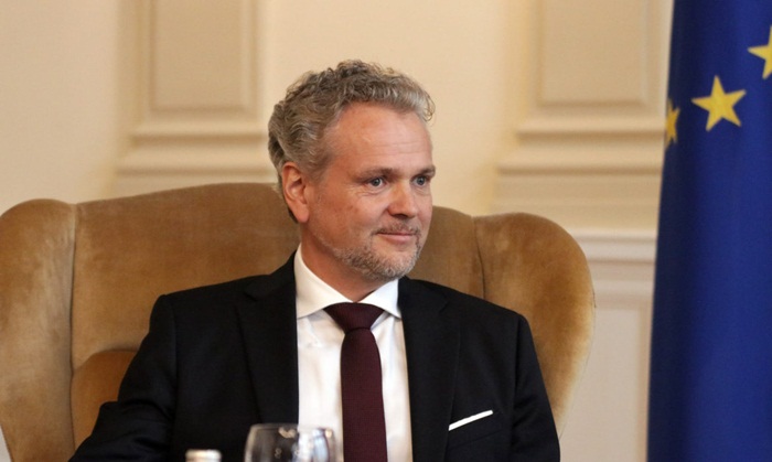 Sattler pozitivan na virus korona