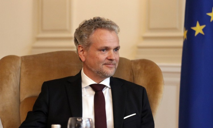 Sattler: RS i Hercegovina moraju podnijeti teret migrantske krize