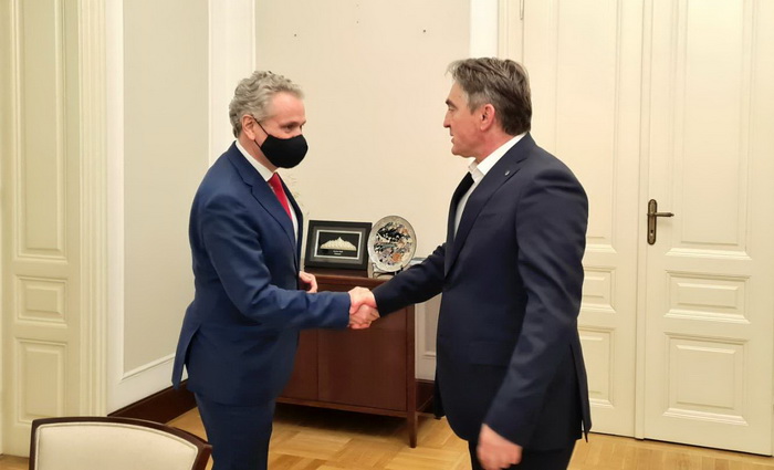 Sattler se zahvalio Komšiću na stavu BiH o Ukrajini