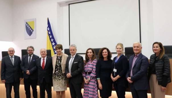 Sattler u CIK-u o provedbi Općih izbora