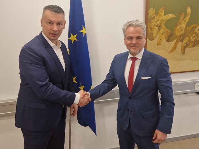 Sattler uručio Nešiću izvještaj EK o napretku BiH