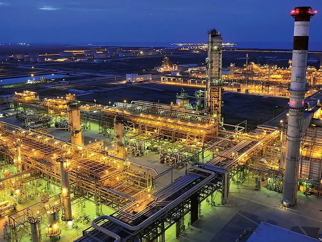 Saudi Aramco obustavio rad rafinerije nakon napada iz Jemena