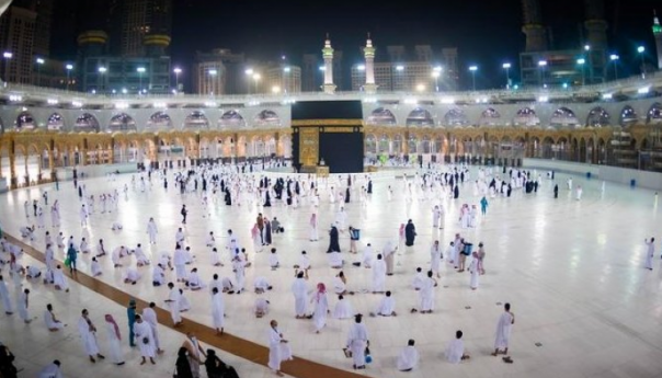Saudijska Arabija počinje primati vakcinisane inostrane hodočasnike na Umru