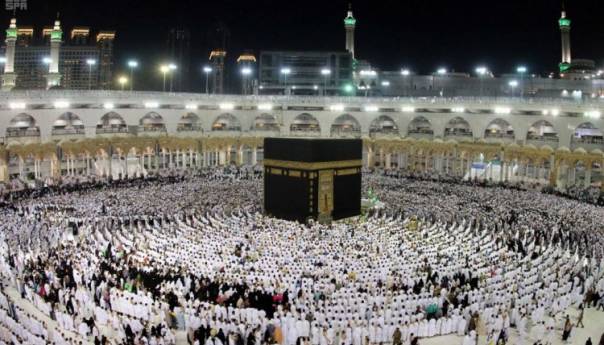 Saudijska Arabija postepeno ukida restrikcije za obavljanje umre