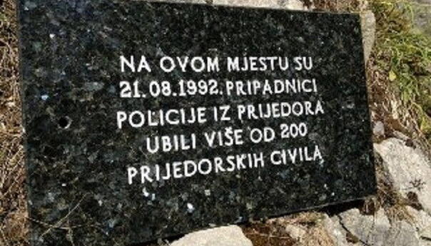Savez logoraša u BiH sa članicama obilježava 31. godišnjicu zločina na Korićanskim stijenama