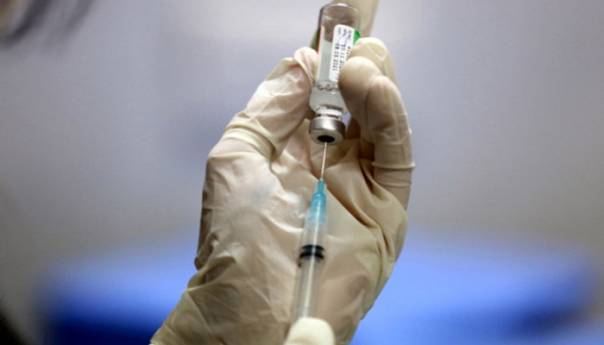 Savezne države u Indiji upozoravaju vladu na nestašicu vakcina