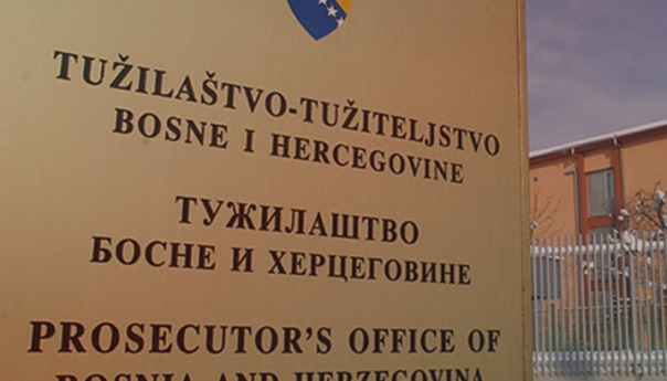 Savić i Đerić optuženi za krijumčarenje 23 ilegalna migranta