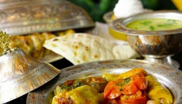 Savjeti nutricioniste za pravilnu prehranu postača tokom ramazana