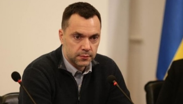 Savjetnik Zelenskog tvrdi da je spreman naslijediti ukrajinskog lidera