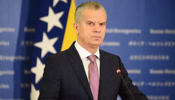 SBB više neće bezrezervno slijediti kadrovsku politiku DF-a