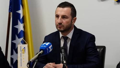 SBIH: Odakle pravo Vučiću da komentariše odluke Ustavnog suda BiH?