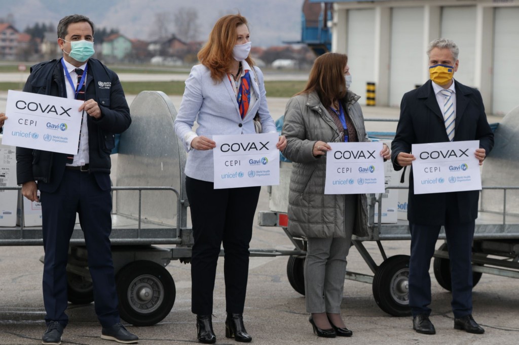 Scano i Macdonald: Vakcine su bitne, ali i epidemiološke mjere