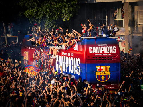 Scene za pamćenje iz Barcelone: Katalonci sa stilom proslavili naslov prvaka