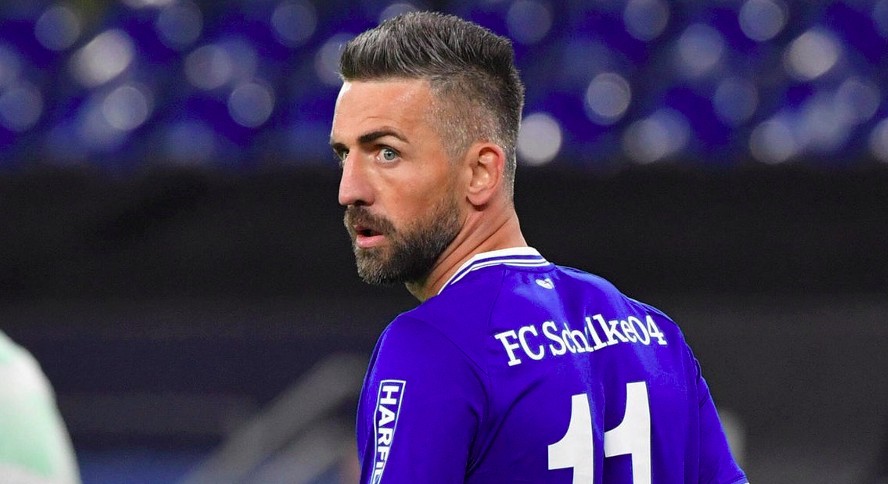 Schalke objavio da raskida ugovor sa Vedadom Ibiševićem